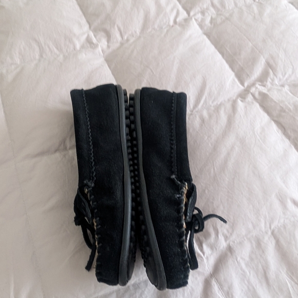 Minnetonka Black Suede And Calf Hair Loafers RARE - Picture 6 of 7